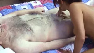 White pecker crams mature brunette's meaty pussy on the bed