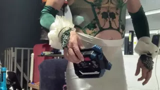 Natural Shemale Cintia Masturbates with an Anal Dt956