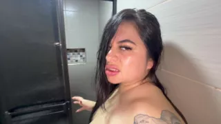 MILF masturbates in the bathroom and to help her he fucks her huge ass