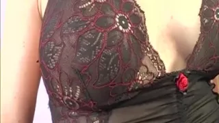 Mature Brunette MILF Begs for Deep Breeding Creampie