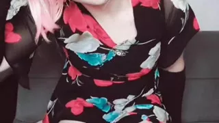 Flowered Pinky and Black Hair Cute Young