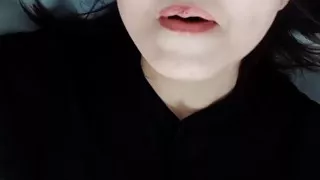 A Japanese Wife Talks to You