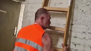 Very Hairy Builder