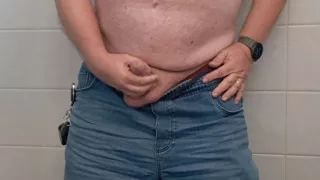 Small handjob in the toilet