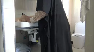 Lesbian arab milf in hijabi washing her girlfriends tight pussy