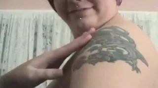 Madalyn fucks plump slut Christina