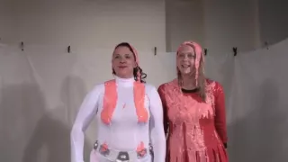 Lola and Jodie - Star Trek vs Star Wars