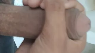 Desi boys masterbating in bhatroom