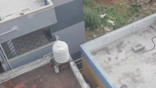 Aaj Chht Pe Gaye Dekhe Aunti Ka Beti Chhat Pe Kapra Fela Rari thi ham use dekha to pani nikal gaya  mera