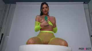 Spanish Beauty with Diamond Buttplug