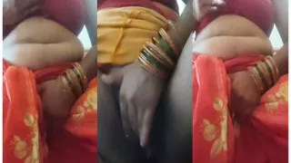 Desi mallu aunty fingerings pusssy to orgasam,aunty sex viral video, viral mms aunty