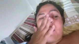 spreading the pussy of the cheating wife before fucking her without condom