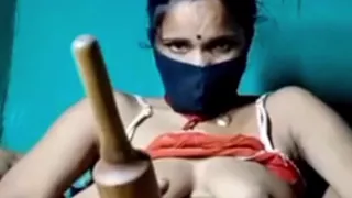 Sexy horny boudi fucked herself