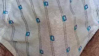 I do P&igrave;p&igrave; in my underwear