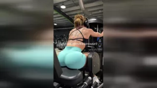 TikTok Challenge "How Deep Can I Go": 18yo Chokes