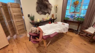 Bradley Cxxx Gives the MILF Tatiana Steele a Full Erotic Sensual Massage