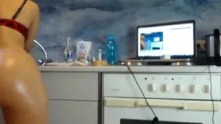 Hot Sexydea Playing on Live Webcam
