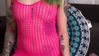Twerking in Tight Dress