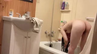 wash the hair before shower
