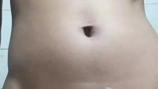 Masterbating while bath