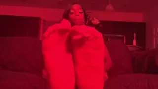Slow Motion Sole Scrunching