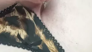 Cum on my pantyes