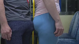 Almost Seen by Bus Driver When Stranger Girl Give Me a Handjob
