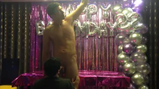 Behind the Escene of Markus Birthday Blowjob