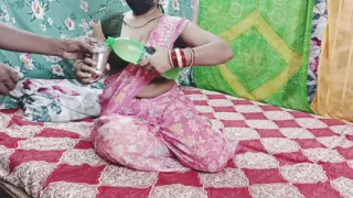 Shilpa bhabhi ne apne naokr ke land se maze liya chudhai. Ka
