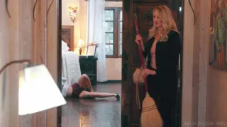 Modern-day Sins - MILF Kendra James Disciplines Teen Crook Indica Monroe by Eating Her Pussy!