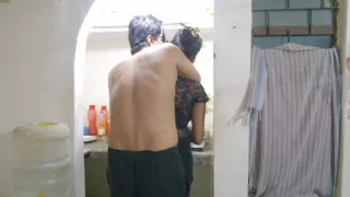 Desi girl maid ko kichen me sex kiya