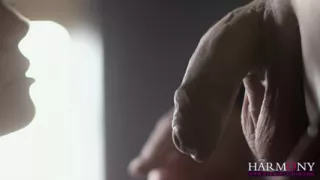 Glamour babe fucks a big dick