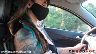 Dreadhot Pulls Over for a Quick Load