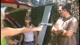 Dude plows sexy blonde broad against tree