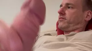 Tom Quinn shoots a juicy load again
