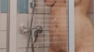 Fun in the shower - real, hot, orgasmic, moaning