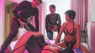 Sissy Slut Pegged by 4 Asian Dommes