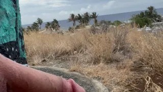 BeENJoY - 2 Risky Shows Off on the Beach Completely Naked in Front of Walkers and Motorists