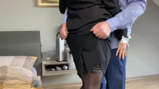 Secretary gets face fuck and deepthroat