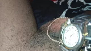 Dick want to tell the time