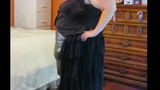 New sexy out fit domme in hat and boots photos taken before we did videos