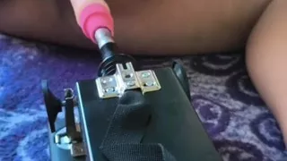 Squirt with sexmachine at maximum speed