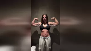 Sophie Rain Buddy Cums Hard on TikTok Live Pussy Wreck