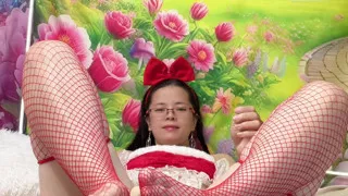 laying back show pussy nice