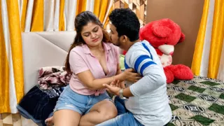 Girlfriend ko apne ghar bula kar chod diya