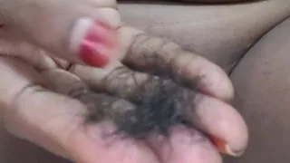 Pussy shaver with Urine show