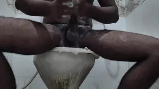 Desi lund  ko kon lena chahega