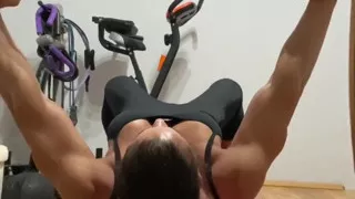 Sexy pumping up muscle girl