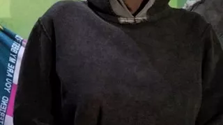 Shemale hijab masturbating in the room