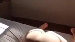 Joven Twink Blanco Se Da Sol Anal En El Culo
